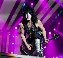 Paul Stanley: «Η επανένωση της αρχικής σύνθεσης των Kiss είναι αδύνατο να συμβεί» 
