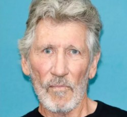 Σφοδρή επίθεση του Roger Waters στον Mark Zuckerberg 