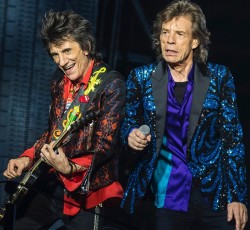 Οι Rolling Stones σταματούν να παίζουν το "Brown Sugar" λόγω περιεχομένου