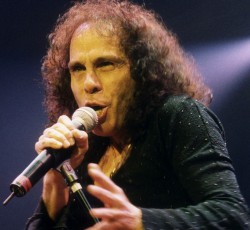 Ημερομηνία κυκλοφορίας και εξώφυλλο για την αυτοβιογραφία του Ronnie James Dio 