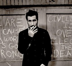 Δείτε το trailer του νέου ντοκιμαντέρ του Serj Tankian 