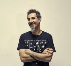 Στη δημοσιότητα τέσσερις νέες συνθέσεις από τον Serj Tankian