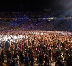 Ανοίγουν αρένες και στάδια στις Η.Π.Α. 