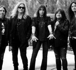 Ακούστε το νέο single των Tesla 