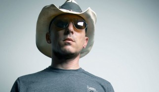 O Maynard James Keenan επιλέγει το ιδανικό κομμάτι για μια πρώτη επαφή με τους Tool
