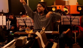 Χριστουγεννιάτικο τραγούδι με συντελεστές δεκάδες μέλη της εγχώριας εναλλακτικής σκηνής