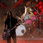 Θα συνεχίσουν χωρίς τον Taylor Hawkins οι Foo Fighters