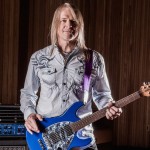 Προσωρινός αντικαταστάτης του Steve Morse στους Deep Purple
