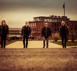 Οι Blind Guardian κυκλοφορούν και επίσημα το "Violent Shadows" 