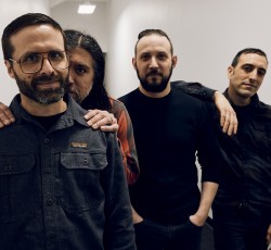 Ντοκιμαντέρ μικρού μήκους από τους Cave In 