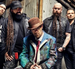 Ακούστε το νέο single των Five Finger Death Punch