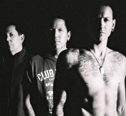 Με φωνητικά του Chester Bennington το νέο single και άλμπουμ των Grey Daze