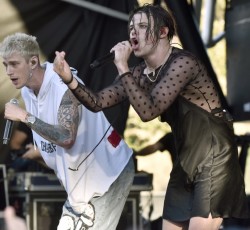 Ο Mick Jagger θεωρεί πως οι Machine Gun Kelly και Yungblud δίνουν ζωή στο rock and roll 