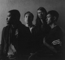 Με Zack de la Rocha το καινούριο single των Algiers 