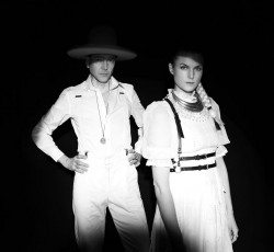 Οι Arabrot διασκευάζουν Nancy Sinatra