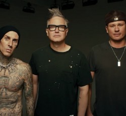 Ο Tom DeLonge επέστρεψε στους Blink-182