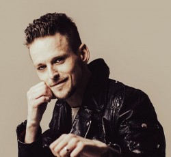 Νέος τραγουδιστής των Skid Row o Erik Grönwall 