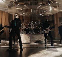 Video για το "Spillways" αποκάλυψαν οι Ghost 