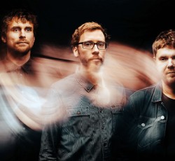 Το πειραματικό jazz τρίο των GoGo Penguin επιστρέφει στην Αθήνα