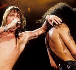 Πολυτελές box set με τα δύο "Use Your Illusion" από τους Guns N' Roses