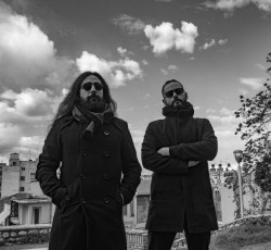 Πληροφορίες για το ντεμπούτο LP των Hilltops Are For Dreamers 