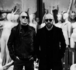 Πρώτο single από το electro project των Nick Holmes και Greg Mackintosh 