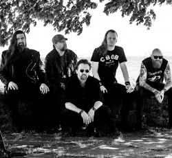 Οι In The Woods επιστρέφουν με νέο δίσκο και single 