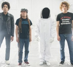 Οι Off! επιστρέφουν με νέο δίσκο έπειτα από οκτώ χρόνια 