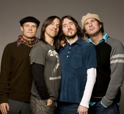 Γεγονός η δισκογραφική επιστροφή των Red Hot Chili Peppers 