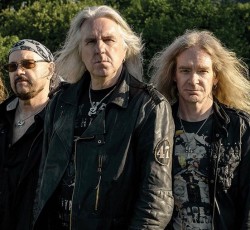 Ακούστε το νέο single των Saxon, "Remember The Fallen" 