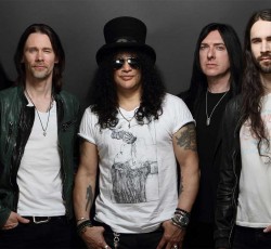 Νέα κομμάτια από Slash ft. Myles Kennedy And The Conspirators, Steve Vai, Tears For Fears, κ.ά.