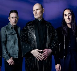 Rock όπερα 33 κομματιών ανακοίνωσαν οι Smashing Pumpkins 