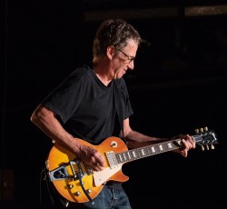 Ο κιθαρίστας των Pearl Jam δεν θεωρεί πως το grunge σκότωσε το heavy metal