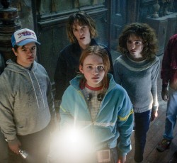 Με Journey το πρώτο trailer της τέταρτης σεζόν του "Stranger Things" 