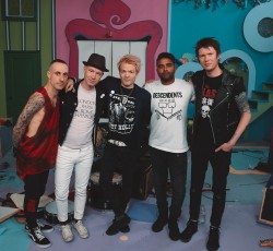 Pop-punk και metal θα συνυπάρχουν στο νέο δίσκο των Sum 41
