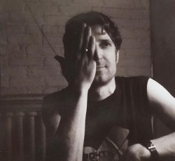 Απεβίωσε ο εμπνευστής του όρου "alternative music" 