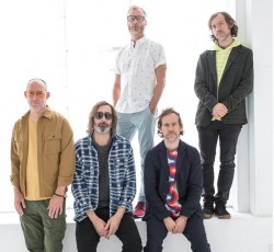 Ακούστε το remix των National στο "Im Glück" των Neu! 