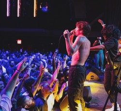 Το καινούριο video των Turnstile αποτυπώνει την ένταση των συναυλιών τους 