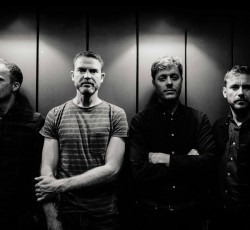 Ακούστε το νέο δίσκο των Tvivler 