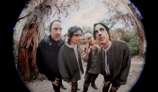 Τέσσερις νέες κυκλοφορίες ανακοίνωσαν οι Weezer