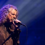 O Robert Plant τραγουδάει το "Stairway To Heaven" μετά από 16 χρόνια