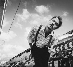 Ακούστε το νέο single του Moa Bones 