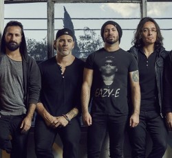 Δύο νέα singles από τους Periphery 