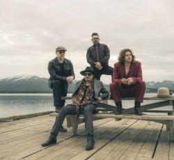 Νέο τραγούδι μέσα από το "Lightbringer" για τους Rival Sons