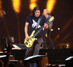 Επί σκηνής επανένωση για Robert Trujillo και Suicidal Tendencies 