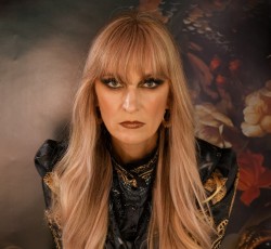 Οι The Keening ανακοίνωσαν το ντεμπούτο τους 