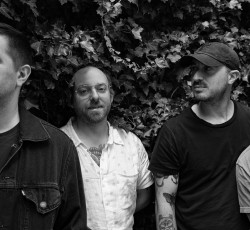 Ακούστε το νέο single των The Menzingers 