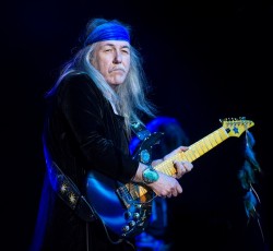 O Uli Jon Roth εξηγεί γιατί δεν είναι οπαδός του heavy metal