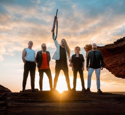 Νέος δίσκος και single από τους Voyager 