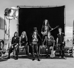 O Alice Cooper επιστρέφει με νέο δίσκο 